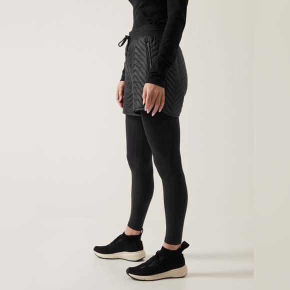 Athleta Solstice Short (Apres Ski Short) - Picture 2 of 10